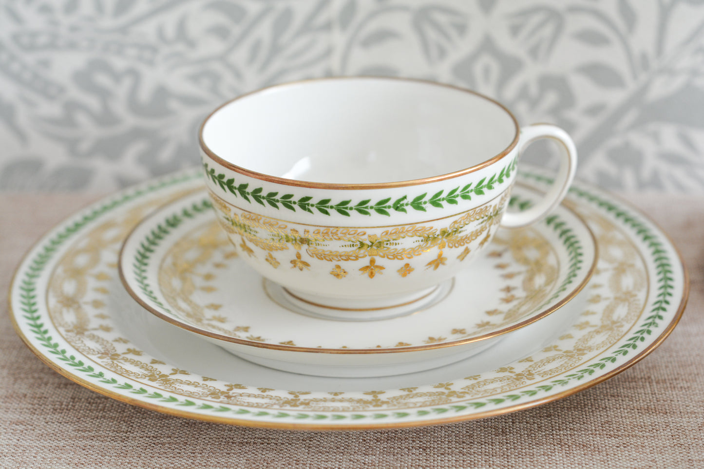 【特別価格】ジャン・プーヤ リモージュのティートリオ1セット