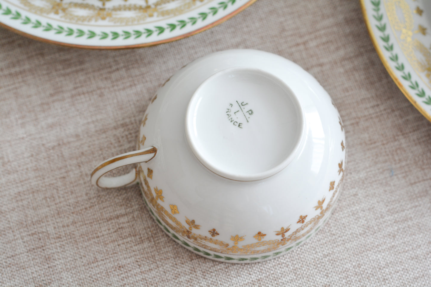 【特別価格】ジャン・プーヤ リモージュのティートリオ1セット