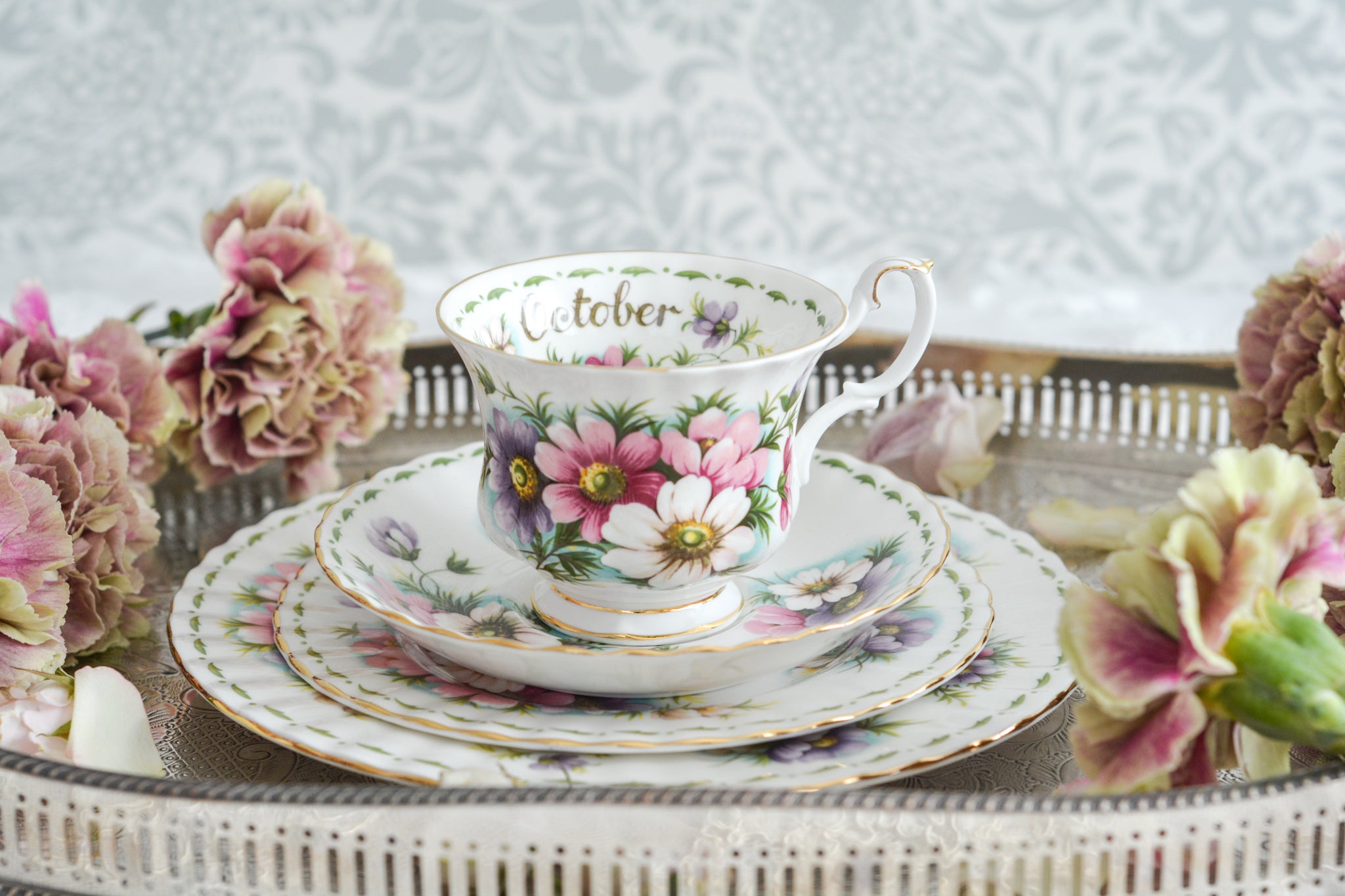 【お得限定品】★ROYAL ALBERT ロイヤルアルバート 未使用 カップ ソーサー レディーハミルトン 6客 金彩 箱付き 食器 ロイヤルアルバート