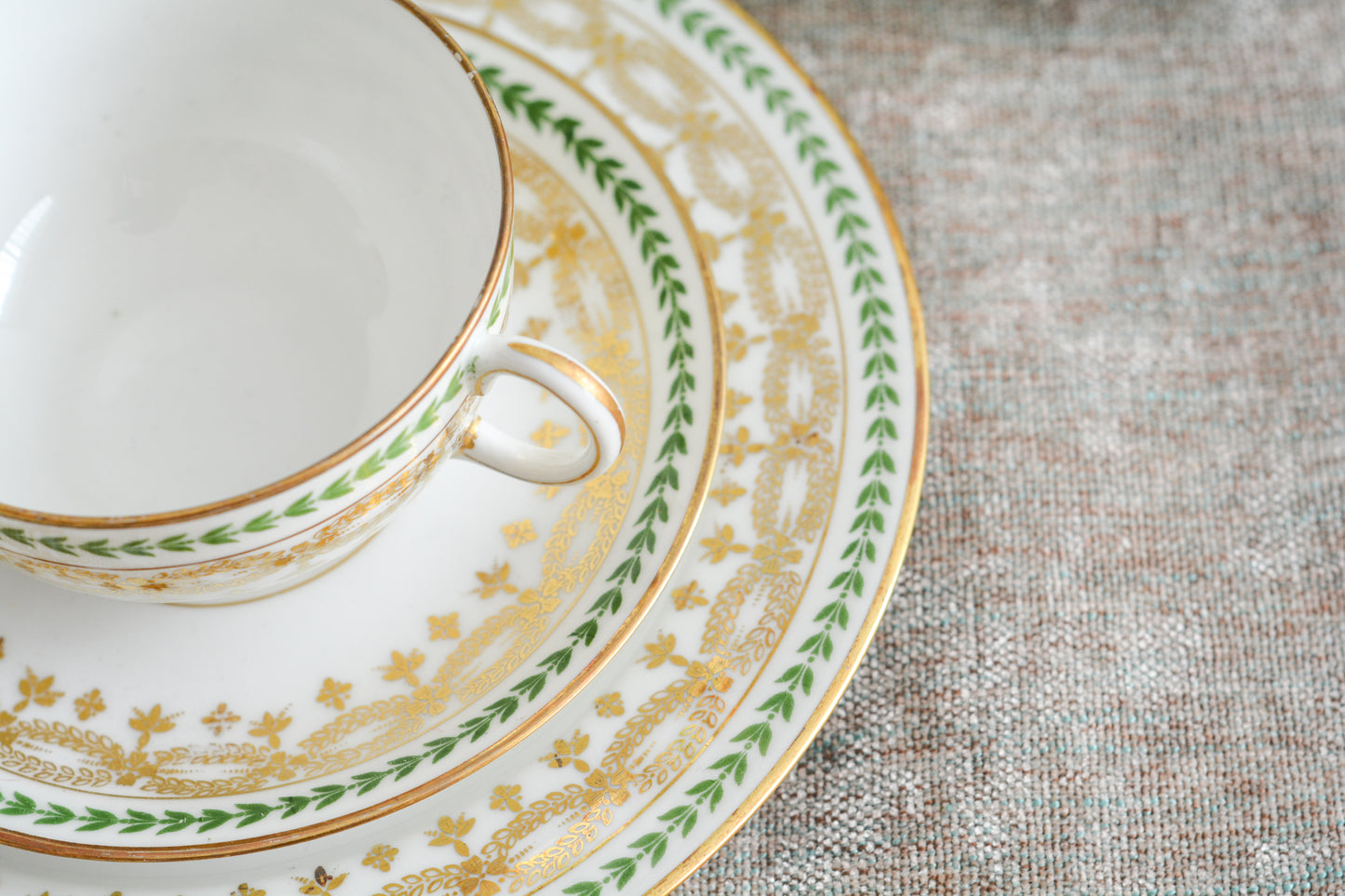 【特別価格】ジャン・プーヤ リモージュのティートリオ1セット