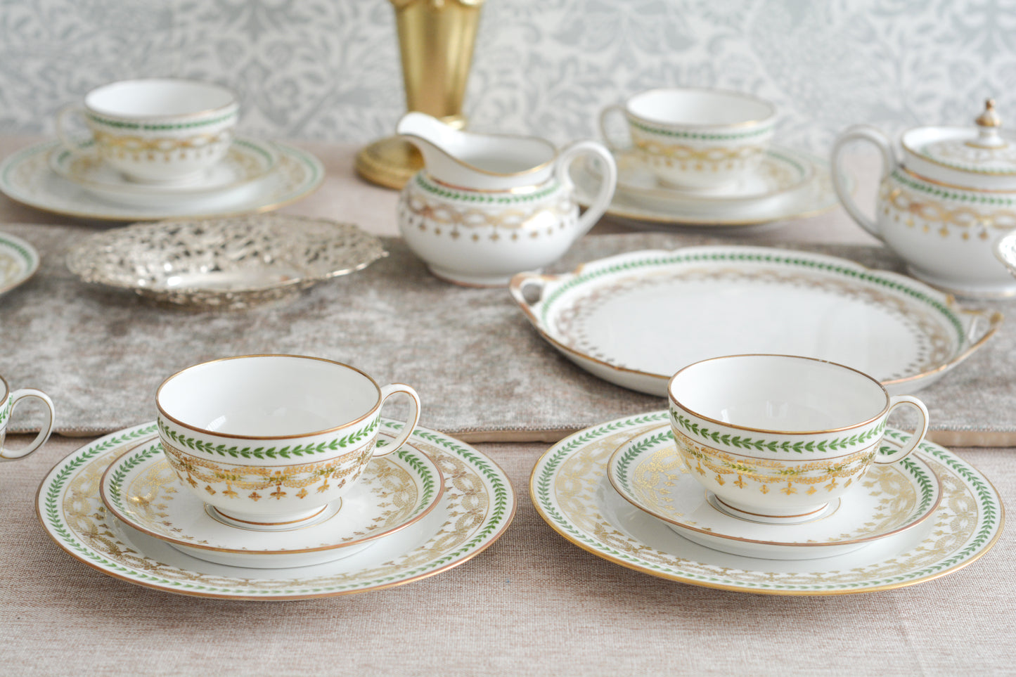 【特別価格】ジャン・プーヤ リモージュのティートリオ1セット