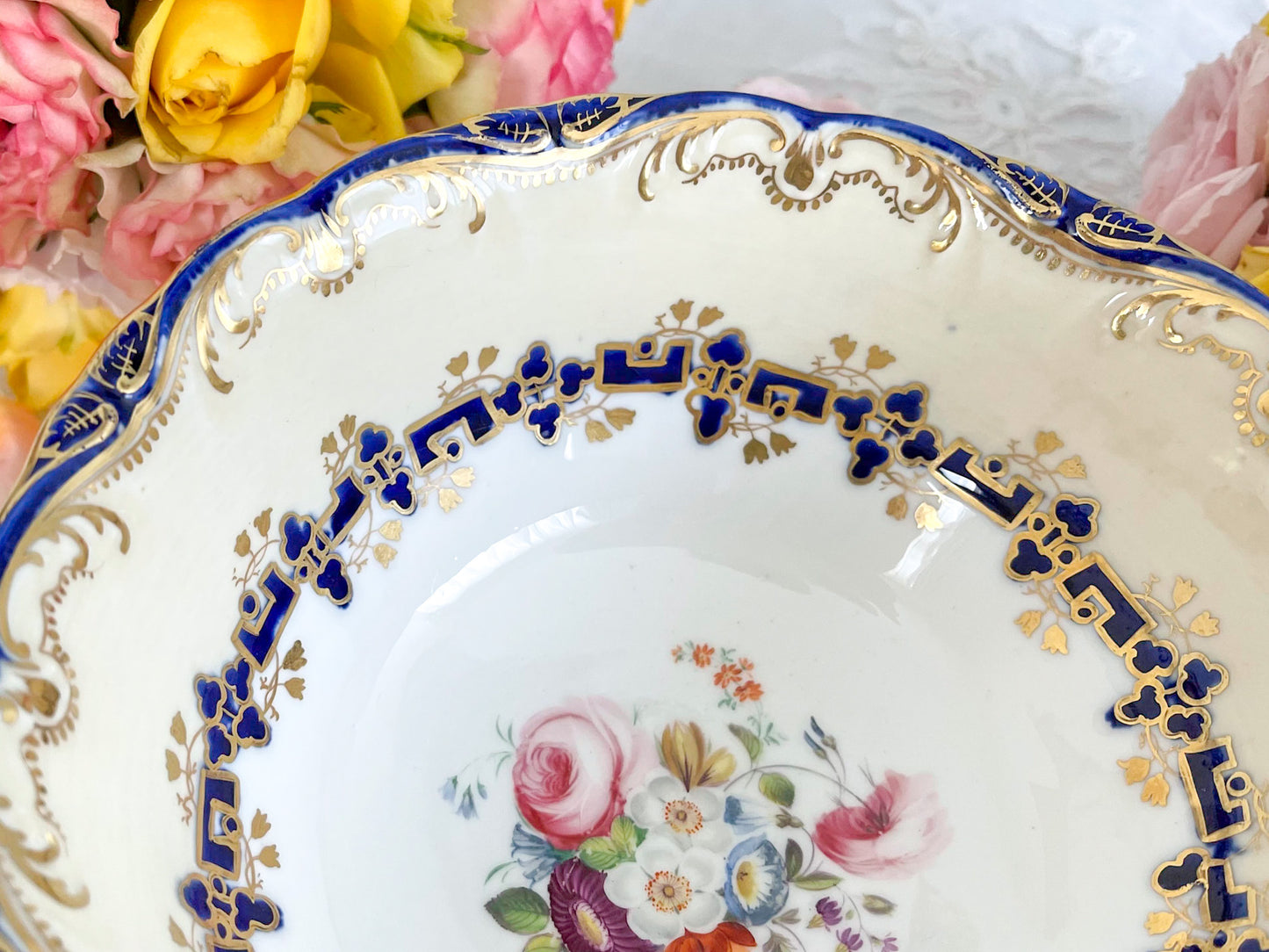 コールポート アデレードシェイプB&Bプレート。ロココリバイバルの美しいプレート。Rose Antiquesはコールポートをはじめ英国の美しいアンティーク磁器をご紹介します。