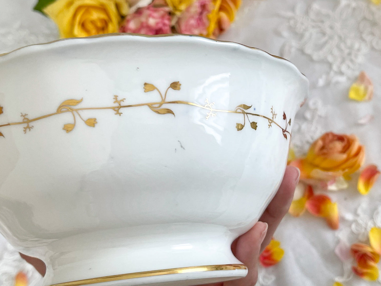 コールポート アデレードシェイプB&Bプレート。ロココリバイバルの美しいプレート。Rose Antiquesはコールポートをはじめ英国の美しいアンティーク磁器をご紹介します。