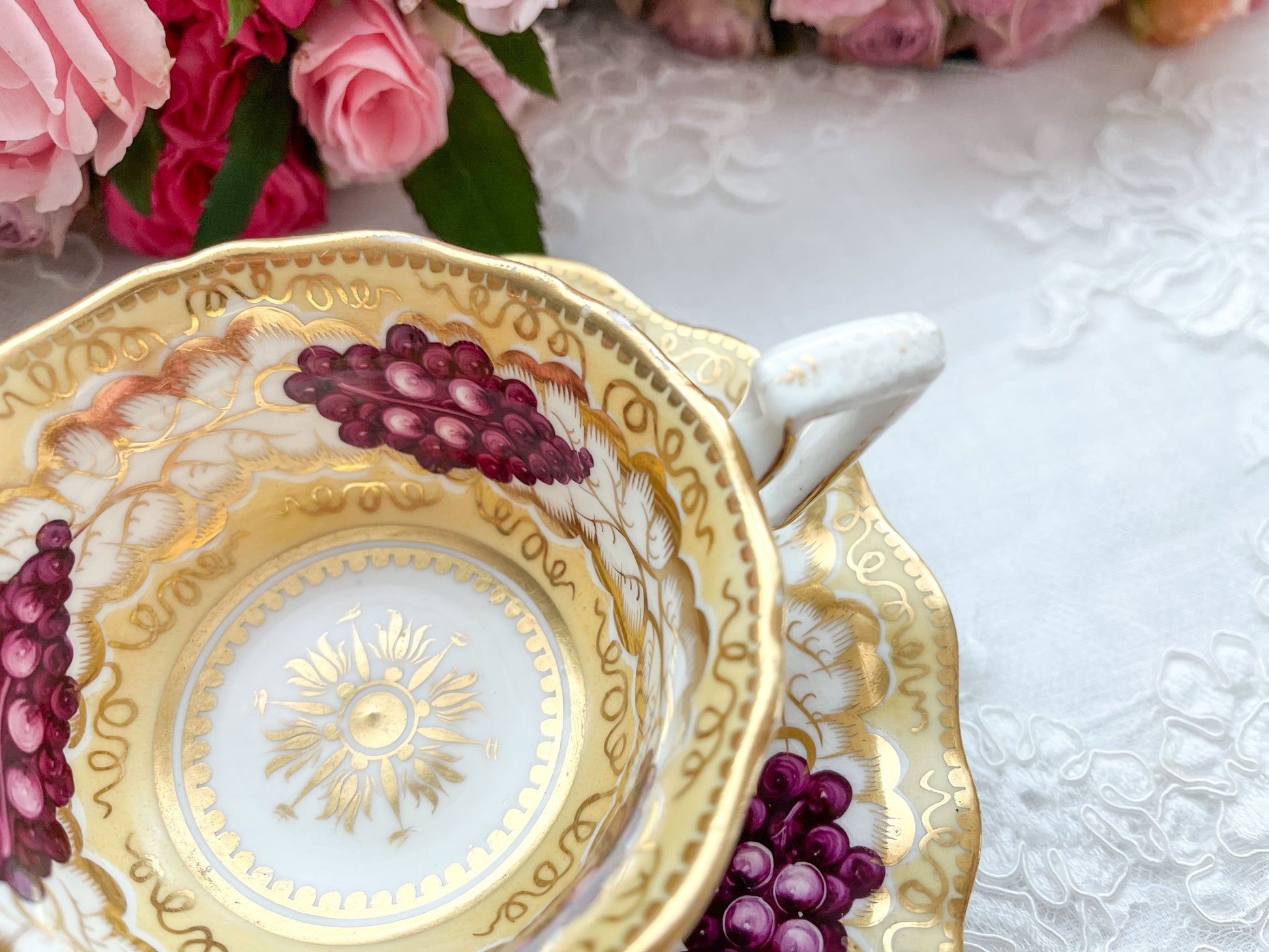 コールポート 英国アンティーク 葡萄柄カップ&ソーサー