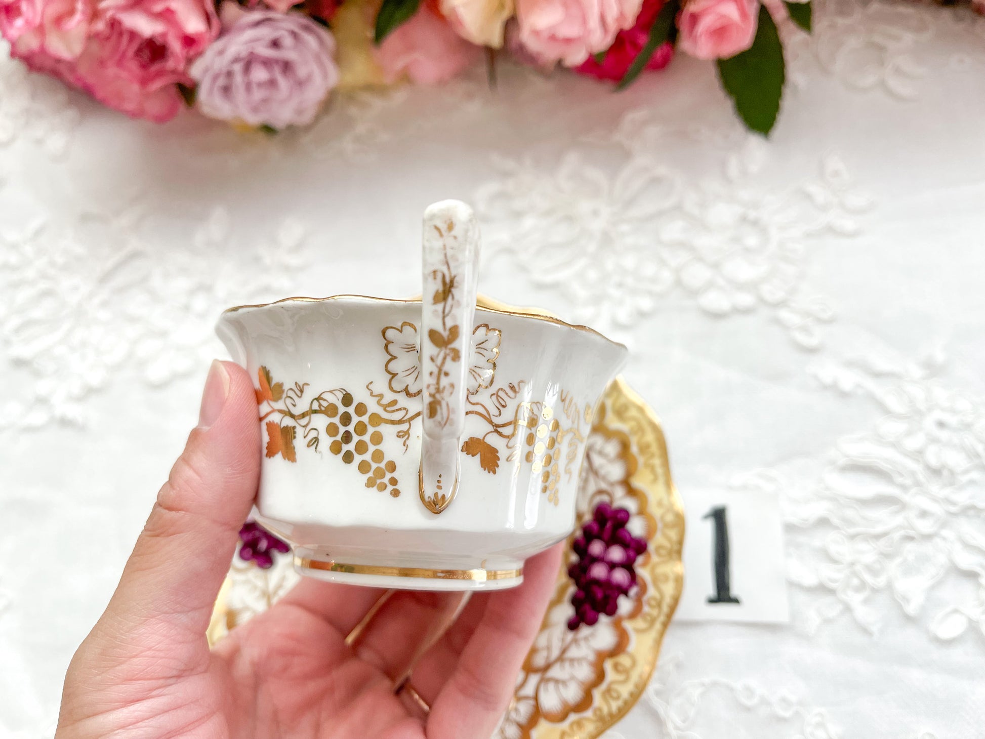 コールポート 英国アンティーク 葡萄柄カップ&ソーサー