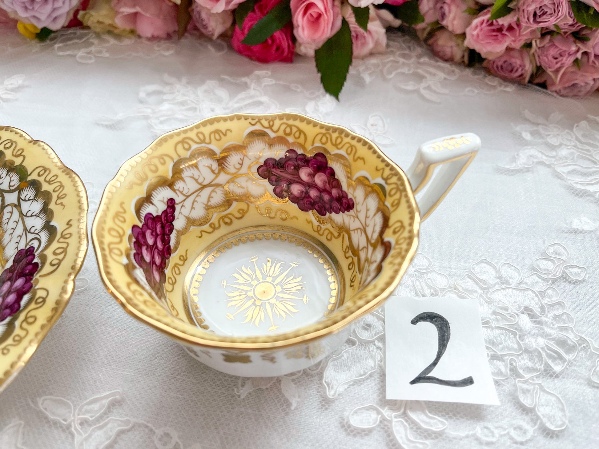 コールポート コールポート 英国アンティーク 葡萄柄カップ&ソーサー ロンドンシェイプ