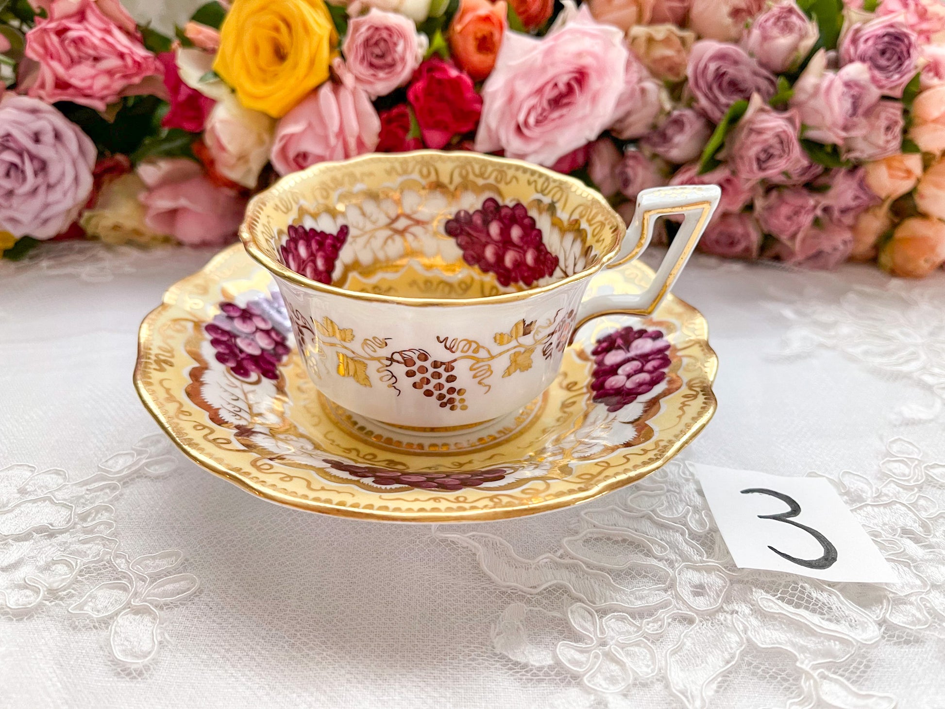 コールポート コールポート 英国アンティーク 葡萄柄カップ&ソーサー ロンドンシェイプ