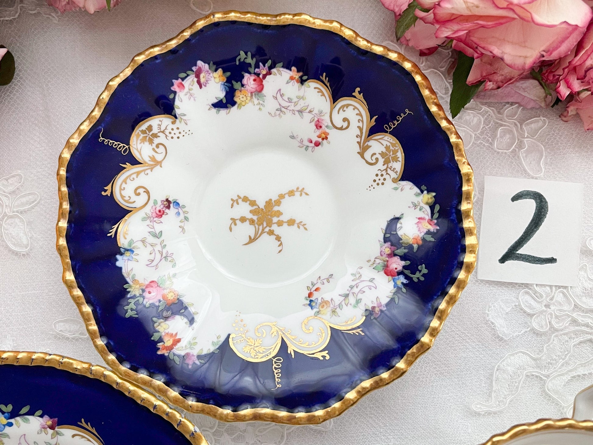 コールポート コバルトブルーのティートリオ。Rose Antiquesはコールポートをはじめ英国アンティーク磁器をご紹介します。