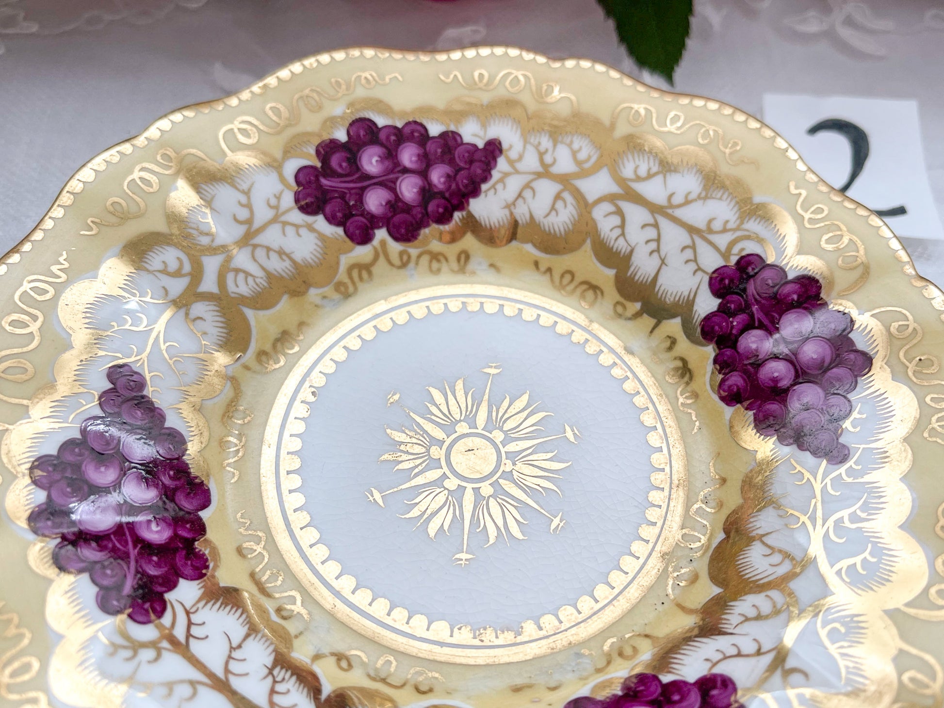 コールポート コールポート 英国アンティーク 葡萄柄カップ&ソーサー ロンドンシェイプ