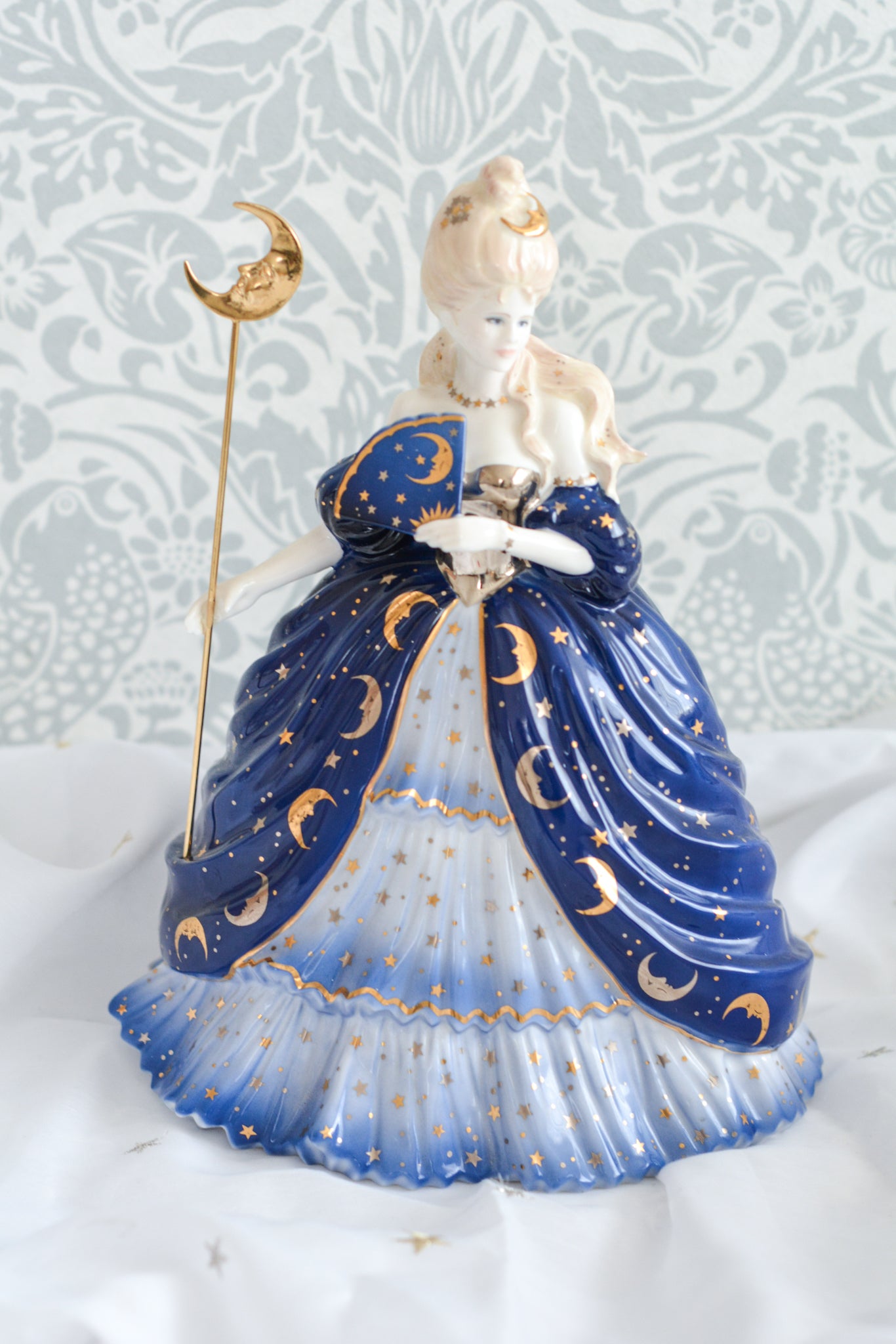 figurine – Rose Antiques